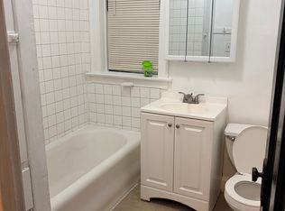 453 E 82nd St #2, Chicago, IL 60619