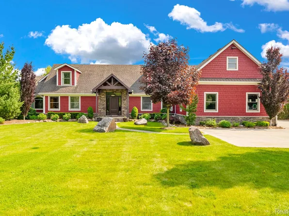 6839 Saint Clair Hwy, China, MI 48054