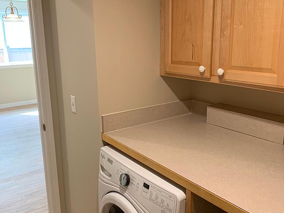 4th image of 12450 Juanita Dr NE Unit B