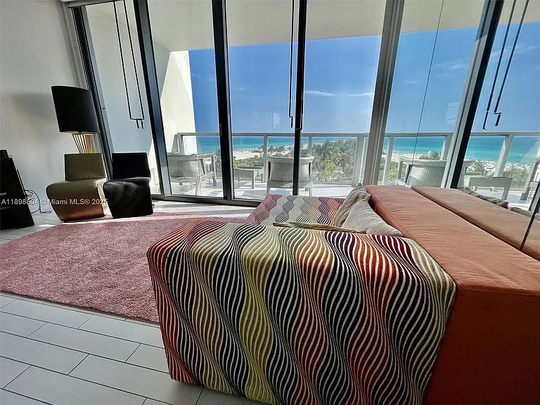 2201 Collins Ave #626 — Photo 3