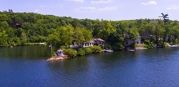 4th image of 110 Island Dr
