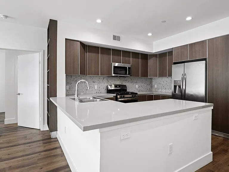 Kitchen with Countertop Bar