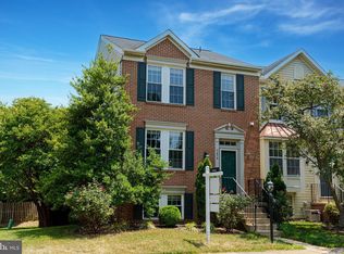 7474 Gadsby Sq, Alexandria, VA 22315