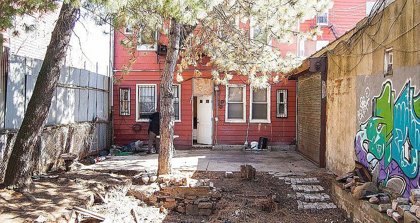 1st image of 295 Maujer St #1B