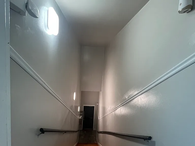 813 Harden St #2 — Photo 15
