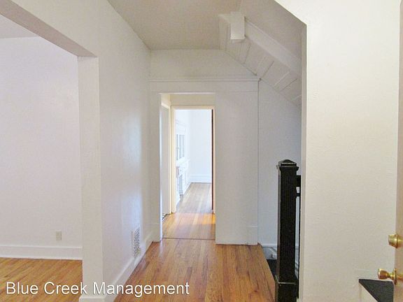 3rd image of 1025 N Corona St APT 1