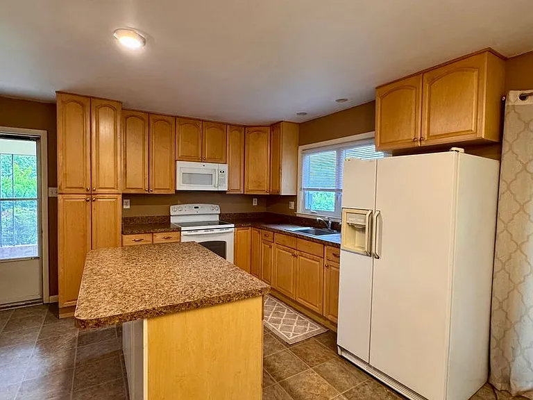 8861 Pats Ln — Photo 6