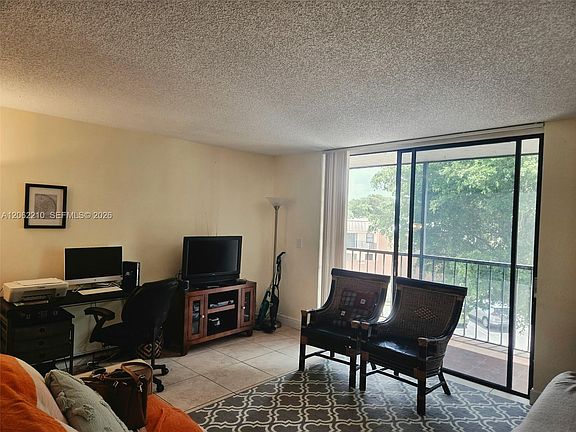 4th image of 8065 SW 107th Ave APT 301