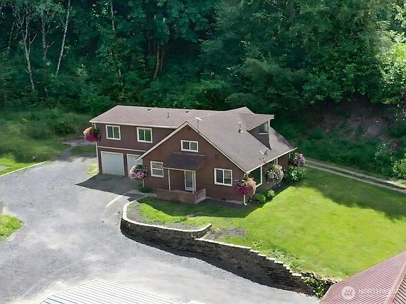 2nd image of 230 Minkler Road