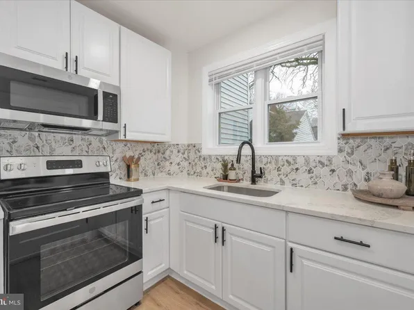 206 Dill Ave, Frederick, MD 21701
