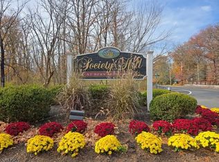 127 Irving Pl, Basking Ridge, NJ 07920