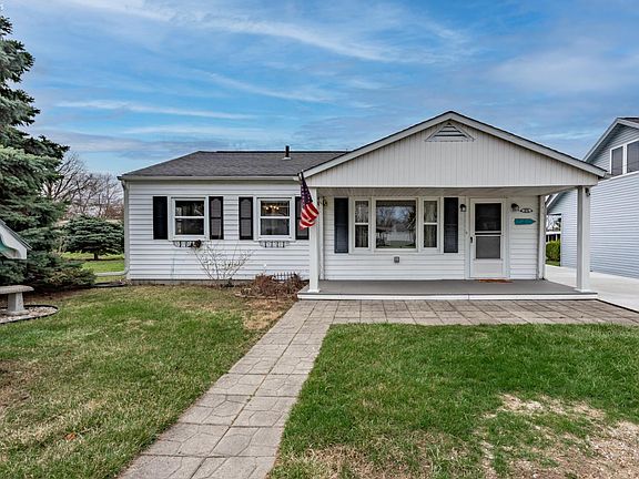 2nd image of 271 N Willow Dale Rd