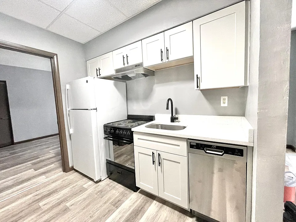 620 N Negley Ave #2
