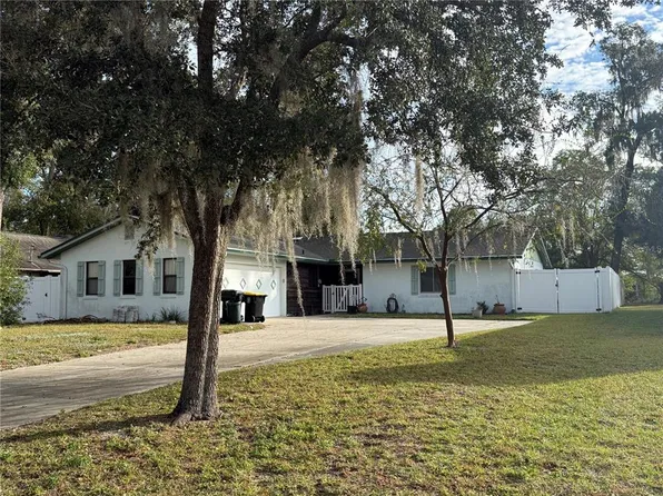 664 Heather Ln, Orange City, FL 32763