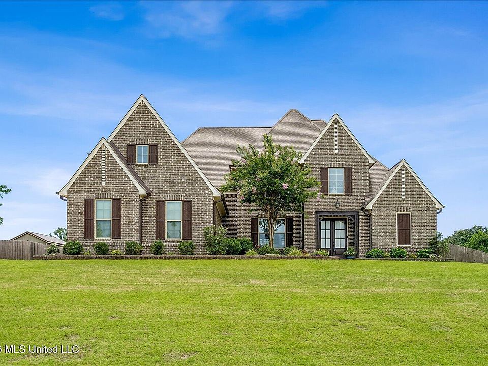 1st image of 3941 Summer Pointe Dr