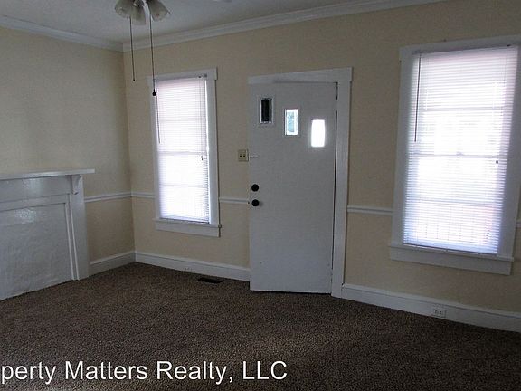 3rd image of 410 Woodlawn Ave