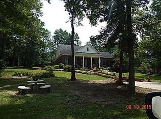 1008C W Commerce St, Aberdeen, MS 39730