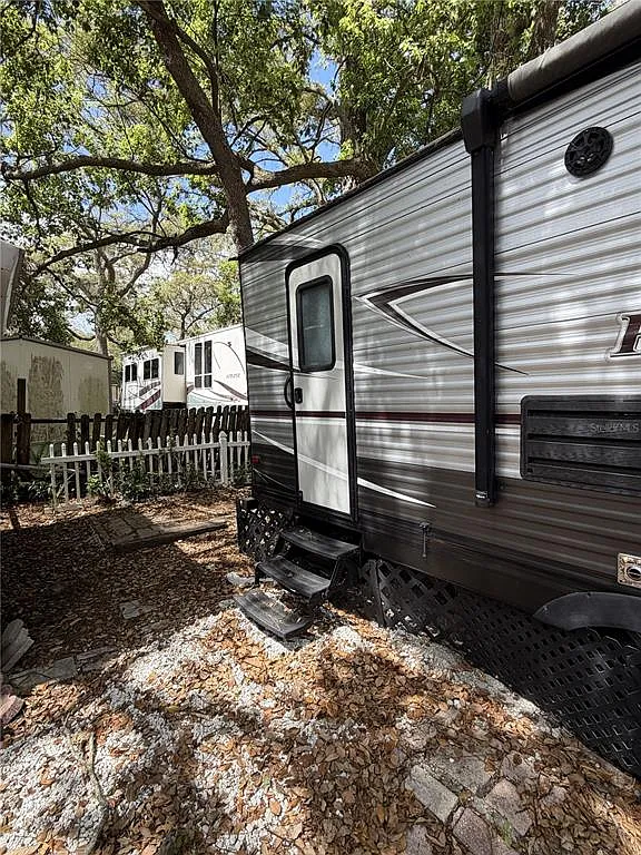 1 bed, 1.0 bath, 310 sqft, $1,300 — Photo 3