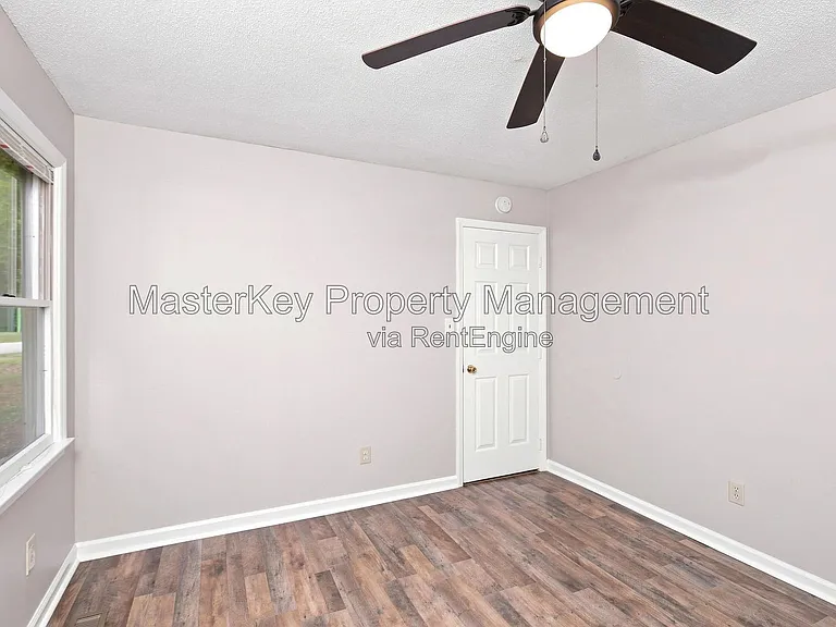 5017 Walton Hill Rd — Photo 14