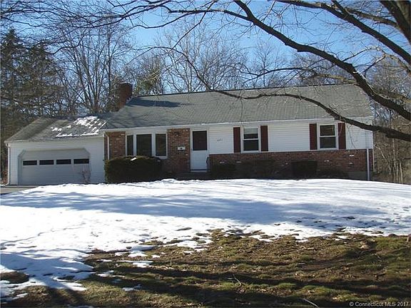 2nd image of 621 Dogwood Dr