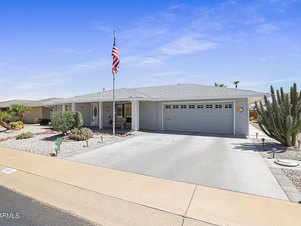 1st image of 10719 W Saratoga Cir