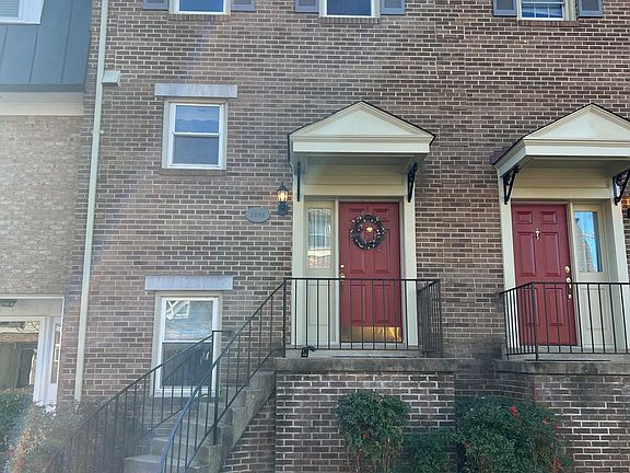 2nd image of 3366 2nd St S #3366