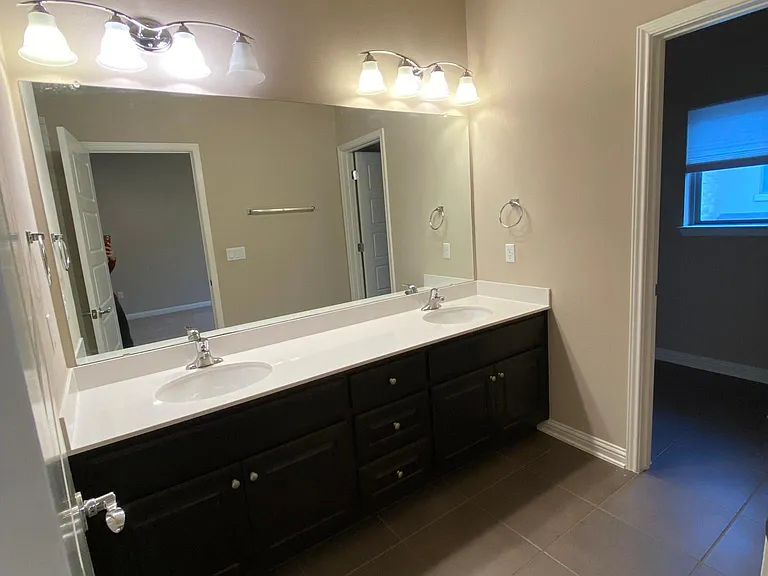 13800 Lyndhurst St #332 — Photo 19