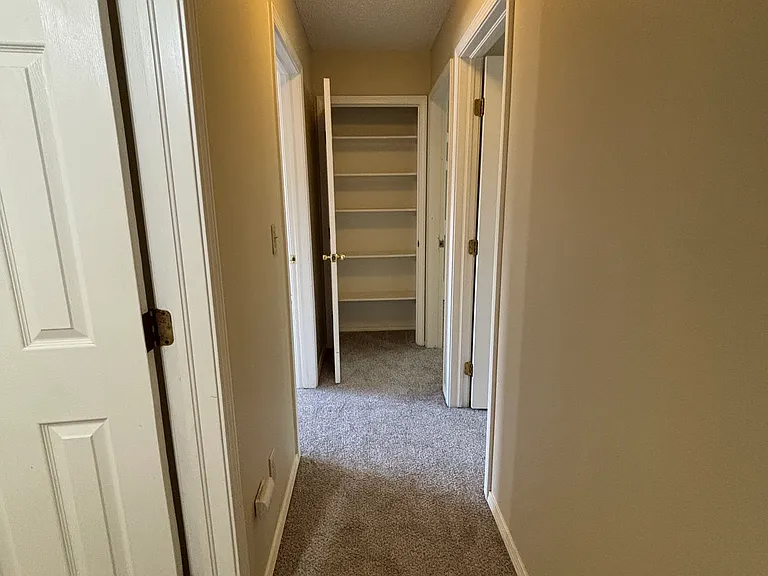 5735 Grapevine Dr — Photo 7