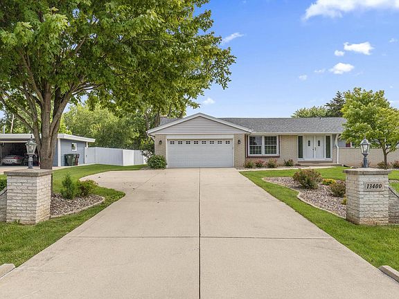 2nd image of 13400 W Sunny View DRIVE