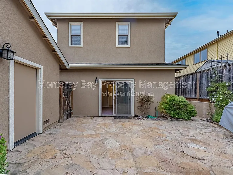594 Lopez Ave — Photo 30
