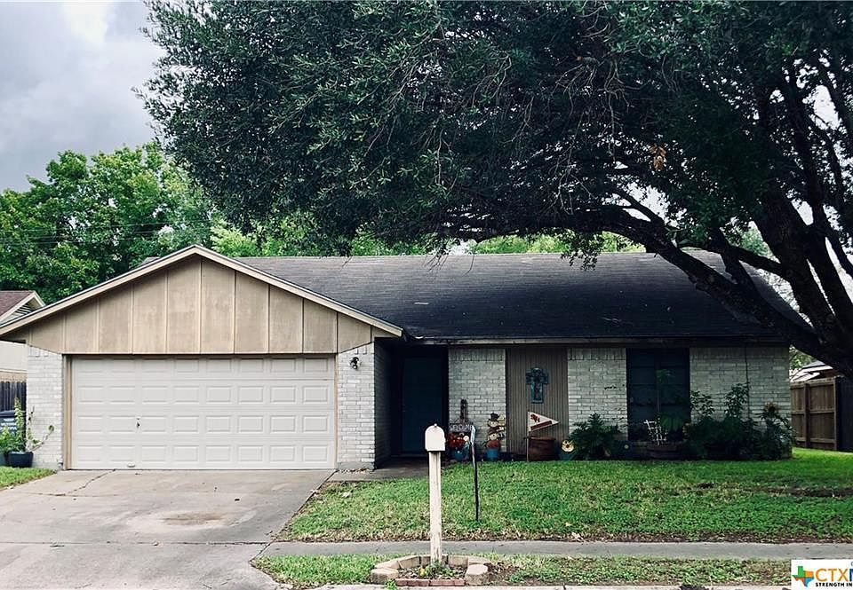 1st image of 302 Fleetwood Dr