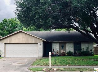 302 Fleetwood Dr, Victoria, TX 77901