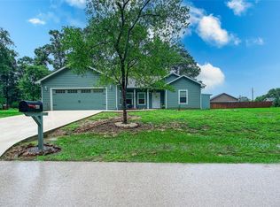 445 Faulkner Ave, Coldspring, TX 77331