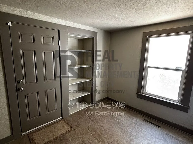410 W 13th St — Photo 17