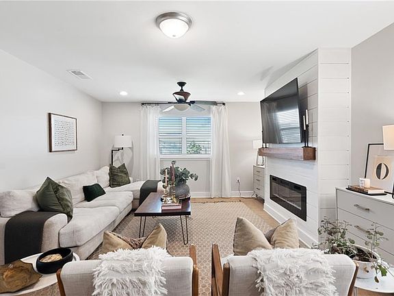 5th image of 7800 Allison Rd