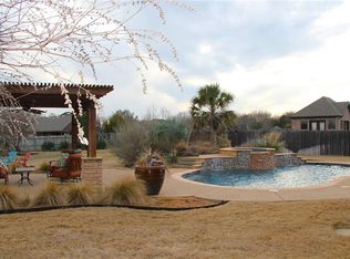 1413 Plum Creek Dr, Midlothian, TX 76065