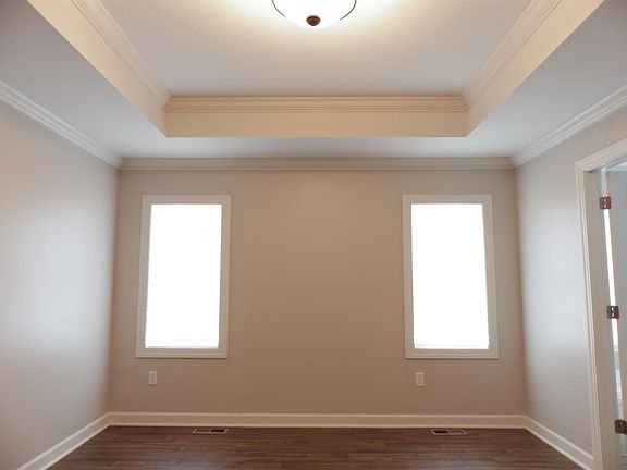 5th image of 2709 E 17th St