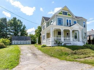 53 Chestnut St, Gardiner, ME 04345