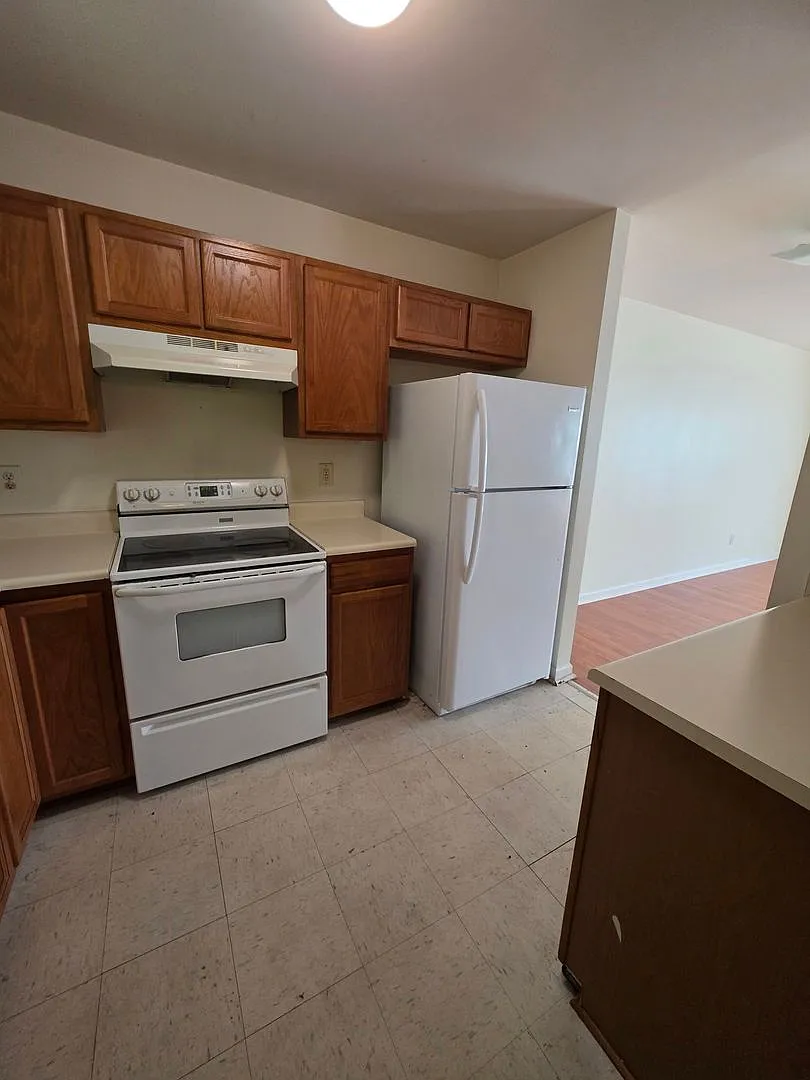 14 W. Sunrise Ave — Photo 4