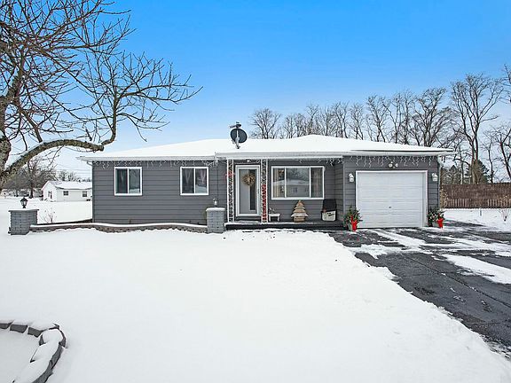 2nd image of 1000 Greenlawn Dr