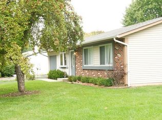 609 Ponderosa Dr, Bolingbrook, IL 60440