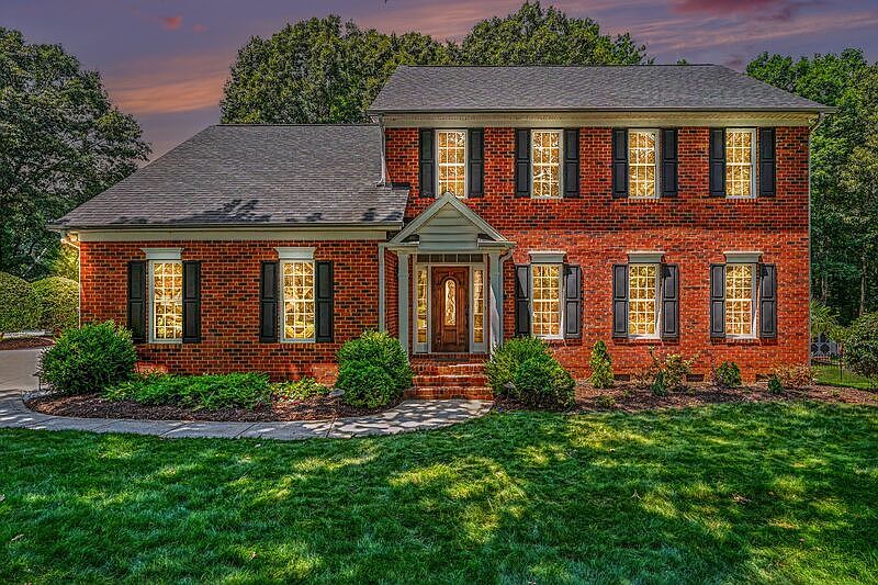 1st image of 10403 Persimmon Creek Dr