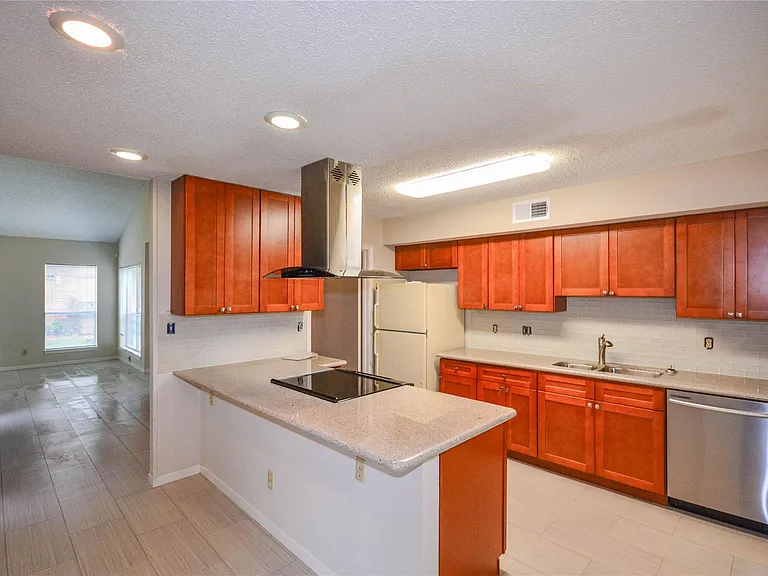 9262 Westwood Village Dr — Photo 9