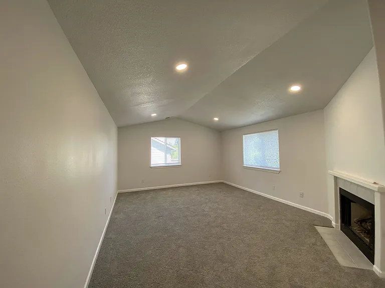 7285 NE Shaleen St — Photo 20