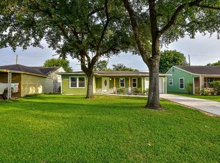 7626 Azalea St, Houston, TX 77023