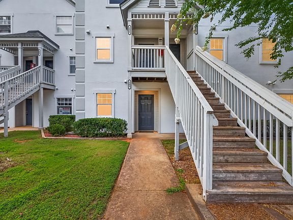 2nd image of 2510 Avent Ferry Rd APT 103