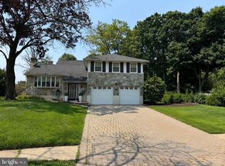 2030 Longcome Dr, Wilmington, DE 19810