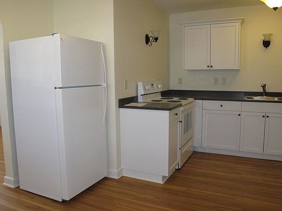 4th image of 1871 Randolph Ave APT 1