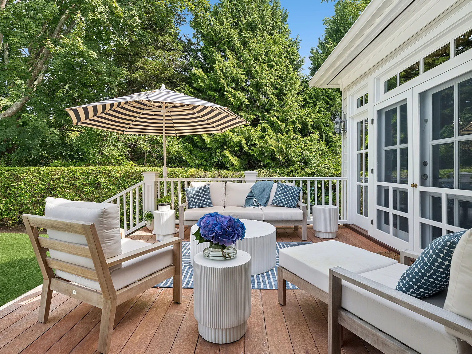 Experience Refined Hamptons Living — Photo 3