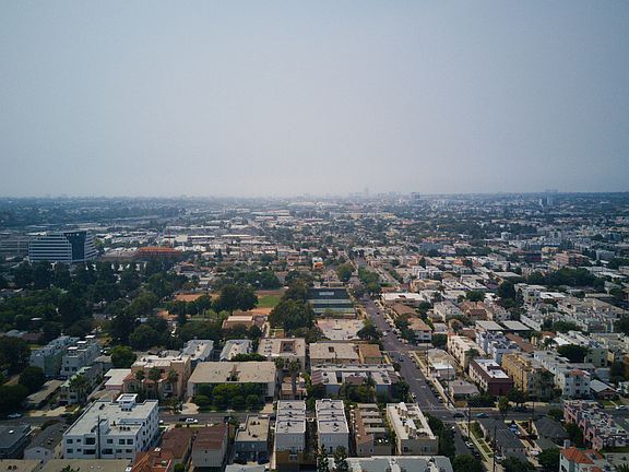 5th image of 1814 Federal Ave